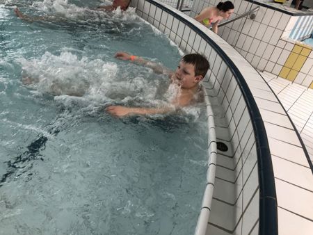 v_1119_23975.jpg