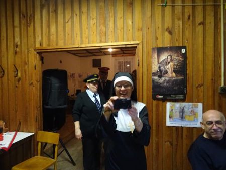 v_1118_23856.jpg