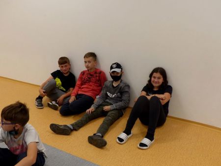v_1138_24369.jpg