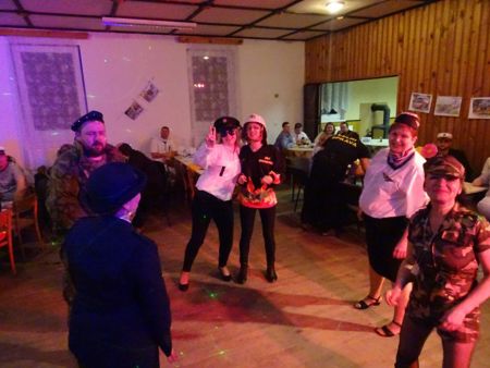 v_1118_23912.jpg