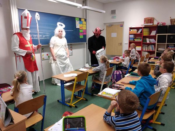 Náhled galerie Předvánoční čas ve škole - prvňáci