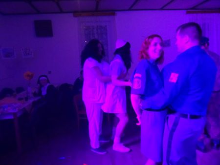 v_1118_23923.jpg