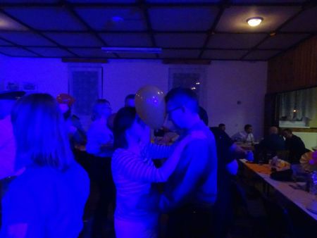 v_1118_23925.jpg