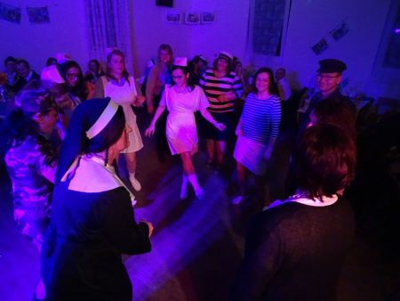 v_1118_23843.jpg