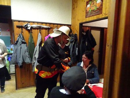 v_1118_23882.jpg