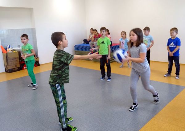 Náhled galerie Školní turnaj ve vybíjené
