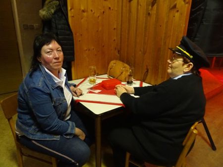 v_1118_23850.jpg